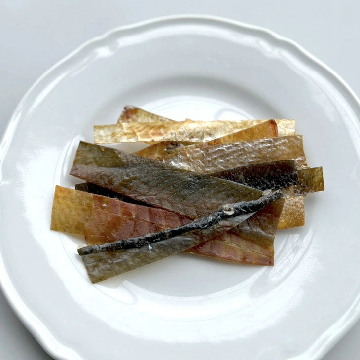 INUNOICHINICHI Salmon Skin Slices (20g)
