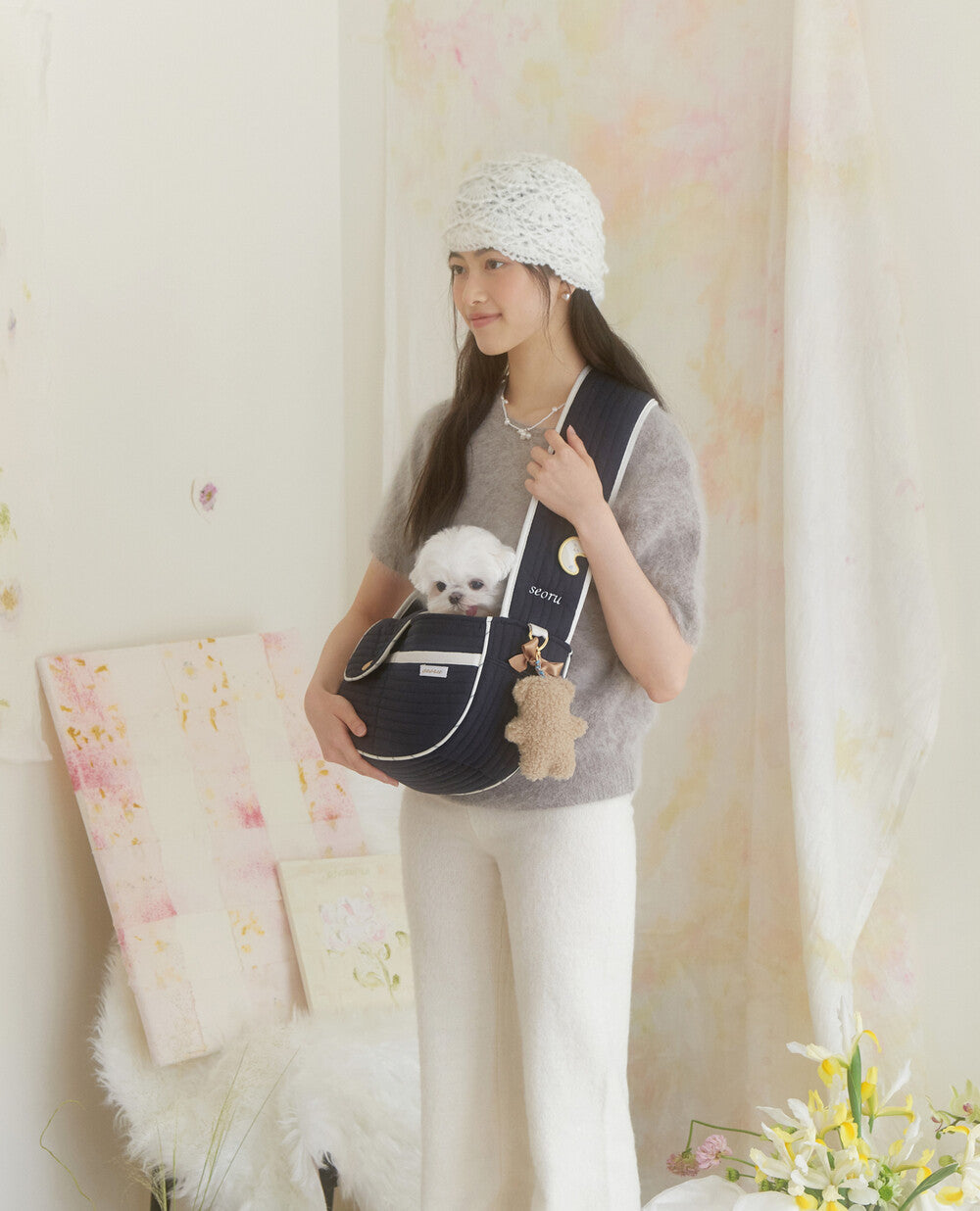 I AM SEORU Classic Shell Pet Bag (Black)